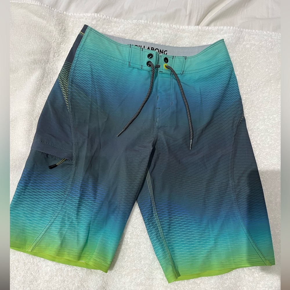 Selling Brand new without tags boys Billabong Boardshorts size 24